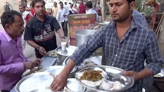 Best Cheapest Meals in Delhi | Rice with Chicken Curry | Street Food New Delhi Railway Station