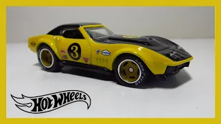 Hot Wheels '69 Copo Corvette / Circuit Legends