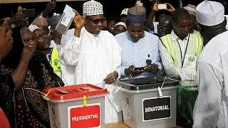 Нигерия: выборы продлены по техническим причинам