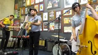 Nathaniel Rateliff "Falling Faster Than You Can Run" Live at Twist & Shout