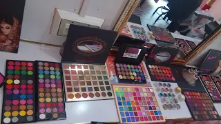 Different type of eye shade  kits for beautiful makeup / eye shade pallet collection