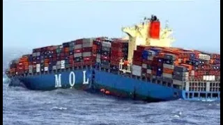 GIANT CONTAINER SHIPS OVERCOME POWERFUL MEGA STORM & MONSTER WAVES 🐬 SHIPS LAUNCH