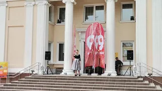 Аракелова Алина. Вокальное  искусство, 11-14 лет. "Яблони" .(Сл.и муз. Е.Плотниковой)