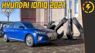 Hyundai Ioniq Electric 2021 Review | Recharging