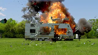 CGI RV TRUCK EXPLOSION  VFX breakdown Cinema 4D After Effects Turbulence fd