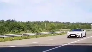 Georgian police chases the Grand Tour