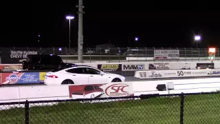 Mercedes-Benz G63 AMG BiTurbo vs Tesla Model S Drag Racing 1/4 Mile