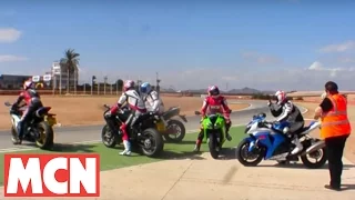 Yamaha R1 v Honda Fireblade v Suzuki GSX-R1000 v Kawasaki ZX-10R v Ducati 1198