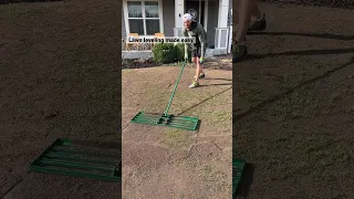 Smooth your BUMPY lawn easily with this lawn leveling rake #lawn #rake #level #diy #smooth