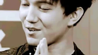 Димаш "поёт индийскую песню"!😉👌👏Dimash sings an Indian song!😉👌👏