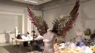 Victoria's Secret Fashion Show 2011 - Making of Wings