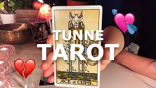 TAROT ❤️ / 💔 MITÄ HÄN TUNTEE SINUA KOHTAAN? 🌟 Valitse kortti  🌟 Ajaton 🌈✨