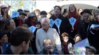 Dick Van Dyke's 90th Birthday Flash Mob + Sing-A-Long