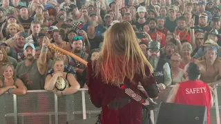 Behind the Curtains LILIAC - Rocklahoma