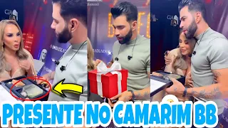 No CAMARIM GUSTTAVO LIMA É PRESENTEADO PELA VERA FONTINI com a FRAGRÂNCIA preferida dele BB 🎁