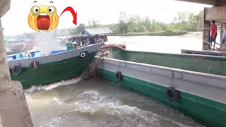 [648] The chaos of boats colliding with each other right at the dam gate is very dangerous