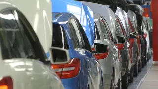 Mercedes Daimler Group Footage Production Assembly