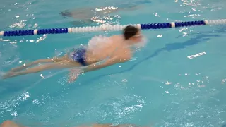 Упражнение на “резонанс дельфина” - техника плавания