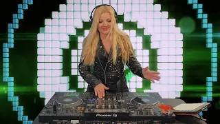 Dj MILADIVA - Live Techno Mix