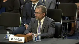 Sen. Whitehouse Talks Cybersecurity with a Whistleblower from Twitter in a Judiciary Hearing