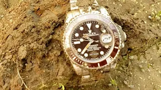 Metal detecting,  Xtera 705 hits on a Rolex