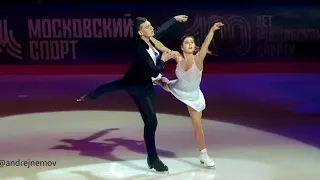 Анастасия Мишина и Александр Галлямов на шоу "Влюблённые в фигурное катание"