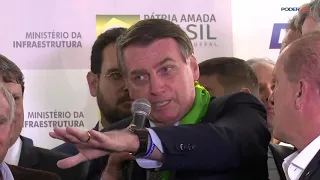 Quem não gostou da frase do cocô deve votar em outro em 2022, diz Bolsonaro