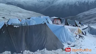 Himalayan life into the snow || Nepal || lajimbudha ||