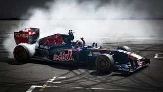 F1 Burnout / Donuts Max Verstappen TT Circuit Assen