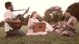 Dan Zanes & Elizabeth Mitchell with You Are My Flower- Turn! Turn! Turn!