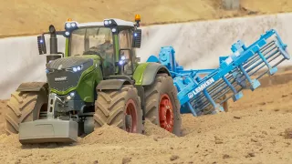 RC FARMING! RC TRACTOR FENDT 1050, EXCAVATORS, RC TRUCKS WORKING!