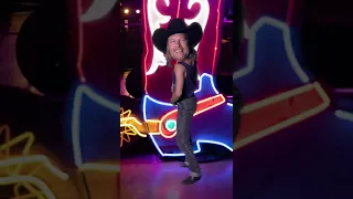 Blake Shelton - No Body (Shufflin’ Shelton)