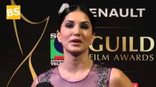 Sunny Leone Wish Happy New Year 2016