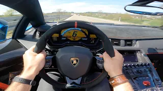 POV: 308km/h in a straight pipe Lamborghini Aventador SV Roadster on the Autobahn !