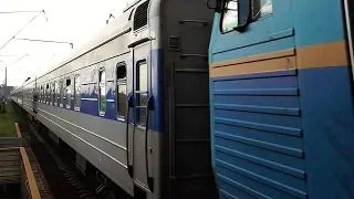 ЧС4-189 с поездом №720 Киев-Харьков