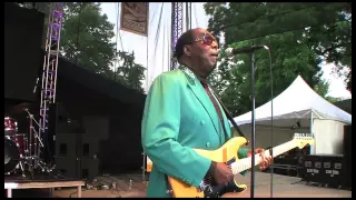 Clarence Carter - "Slip Away"