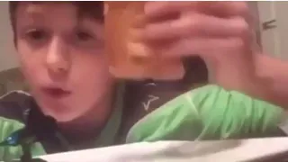 A dutch tipical broodje frikandel ASMR