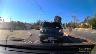 Stupid Perth Drivers Mix #68 (dashcam)