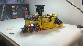 Building Lego Technic 9396 (Timelapse)