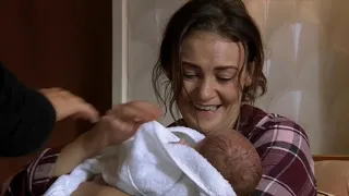 Coronation Street, 20th December 2019 - Vicky gives birth