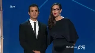 Liv Tyler and Justin Theroux presenting best Sci-Fi/Horror Movie award