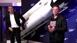 Russian forces obtaining Musk's Starlink, says Kyiv | REUTERS