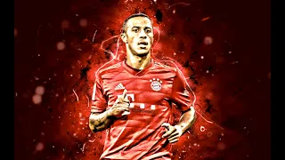 Thiago Alcantara   The god of ball control