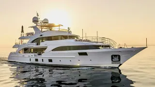 €10.9 Million Superyacht Tour : 2015 Benetti 121