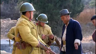 Anti-Japs Kung Fu Movie | Eighth Route poses as villagers, infiltrates Japanese camp, blows them up