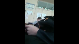 Школьник кричит матом на училку жесть