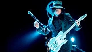Jack White - Ball and Biscuit (Live 2012)