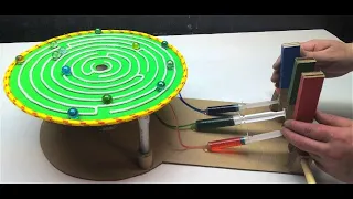 Hydraulic labyrinth with ball from Cardboard and syringes