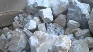Fintec 1107 jaw crusher crushing limestone in Alabama
