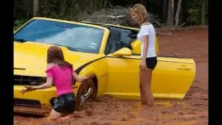 девушки за рулем автоприколы girls driving automically